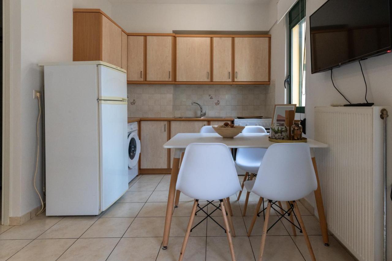 Casa Isabella Apartment Каламата Екстериор снимка