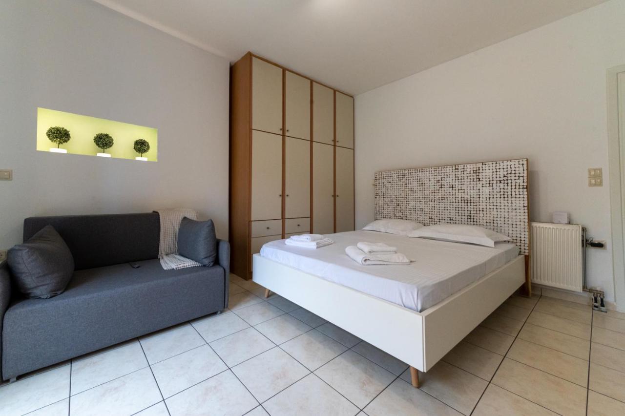 Casa Isabella Apartment Каламата Екстериор снимка