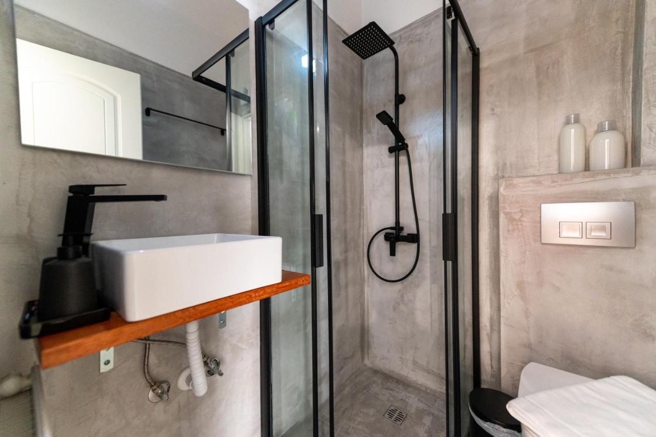 Casa Isabella Apartment Каламата Екстериор снимка