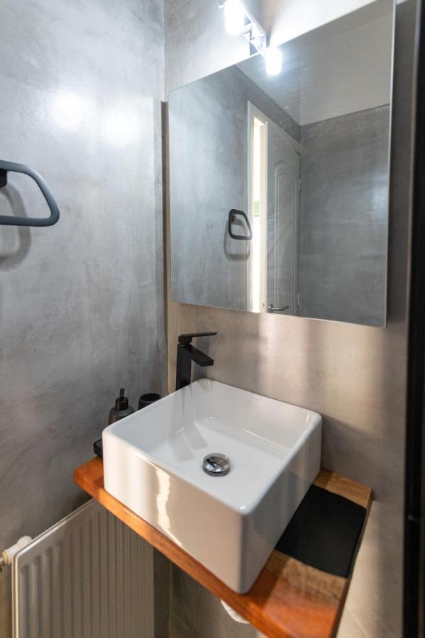 Casa Isabella Apartment Каламата Екстериор снимка