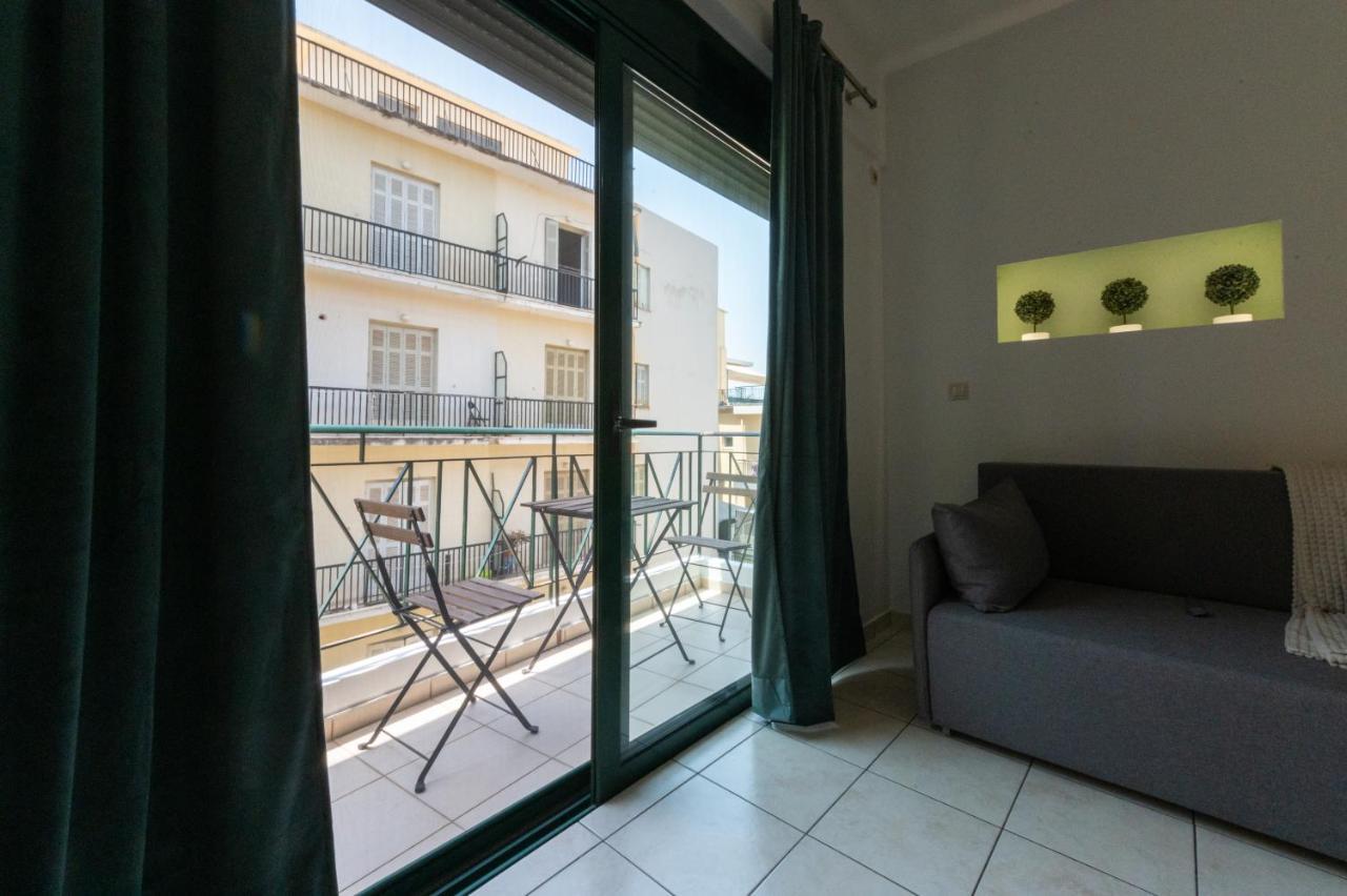 Casa Isabella Apartment Каламата Екстериор снимка